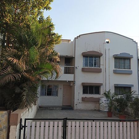 Swanky Sojourns Homestay 2Bhk 콜라푸르 외부 사진